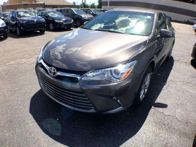 2017 Toyota Camry LE 4Dr Sedan